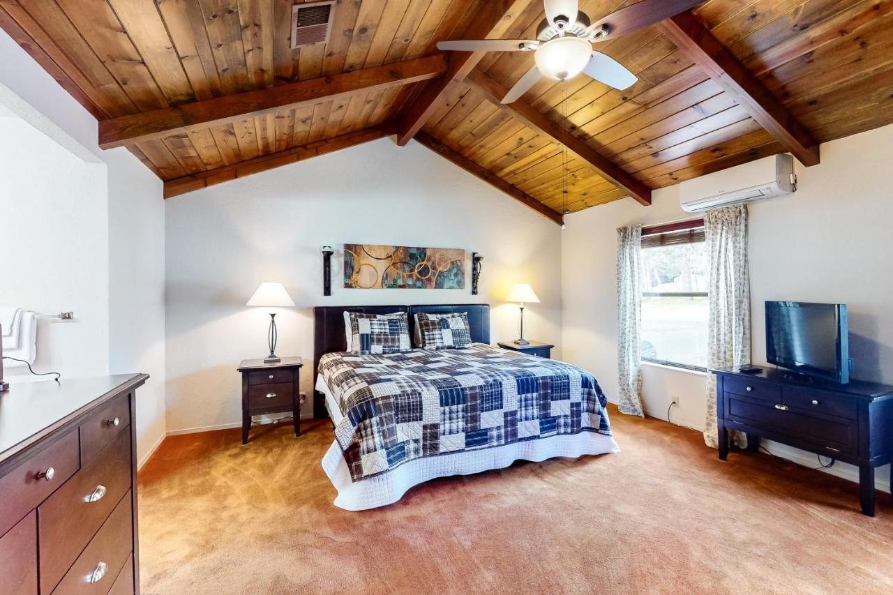 גרובלנד Creekside Cabin מראה חיצוני תמונה
