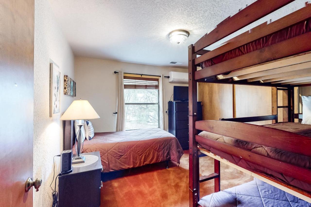 גרובלנד Creekside Cabin מראה חיצוני תמונה
